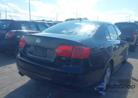 2011 Volkswagen Jetta 2.0L Tdi из США, поврежденный, VIN 3VWLL7AJ4BM100877